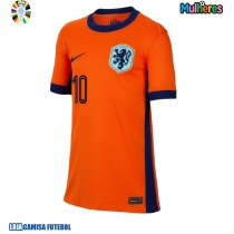 Camisa de Futebol Holanda Memphis Depay #10 Equipamento Principal Mulheres Europeu 2024 Manga Curta